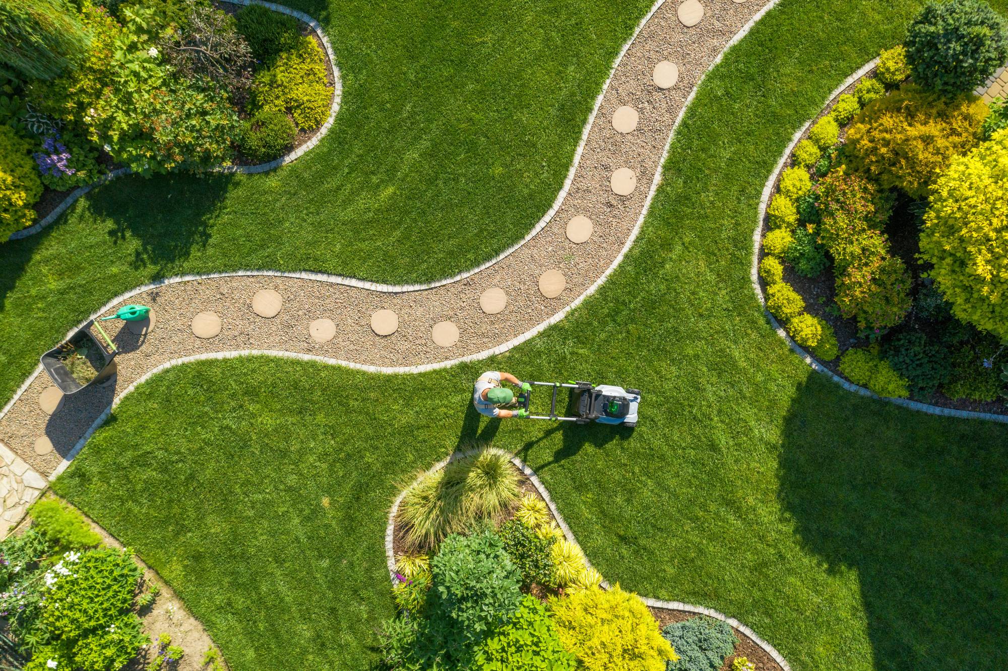AMENAGEMENT_EXTERIEUR | RP Paysage 3 idées d’éclairages pour mettre en valeur une fontaine de jardin la nuit Illzach