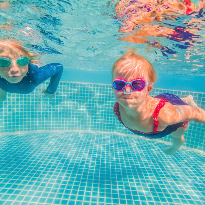 Piscine enterr&eacute;e ou semi-enterr&eacute;e : laquelle est la plus facile &agrave; s&eacute;curiser pour les enfants ? Audincourt