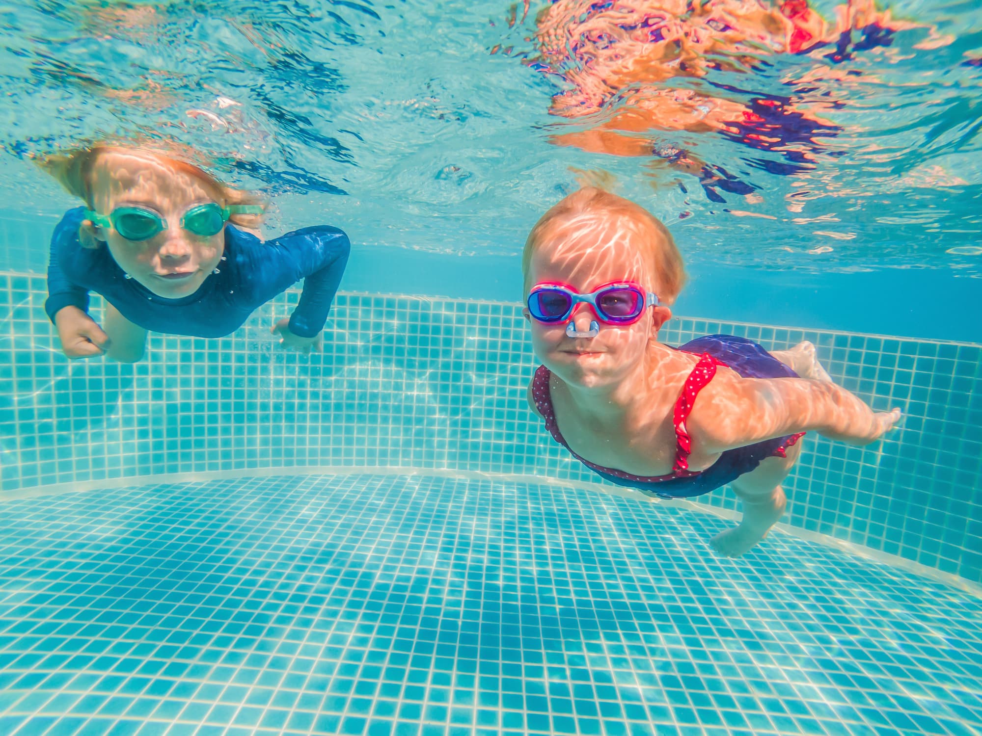 SECURISER_PISCINE_ENFANT | RP Paysage Piscine enterrée ou semi-enterrée : laquelle est la plus facile à sécuriser pour les enfants ? Audincourt